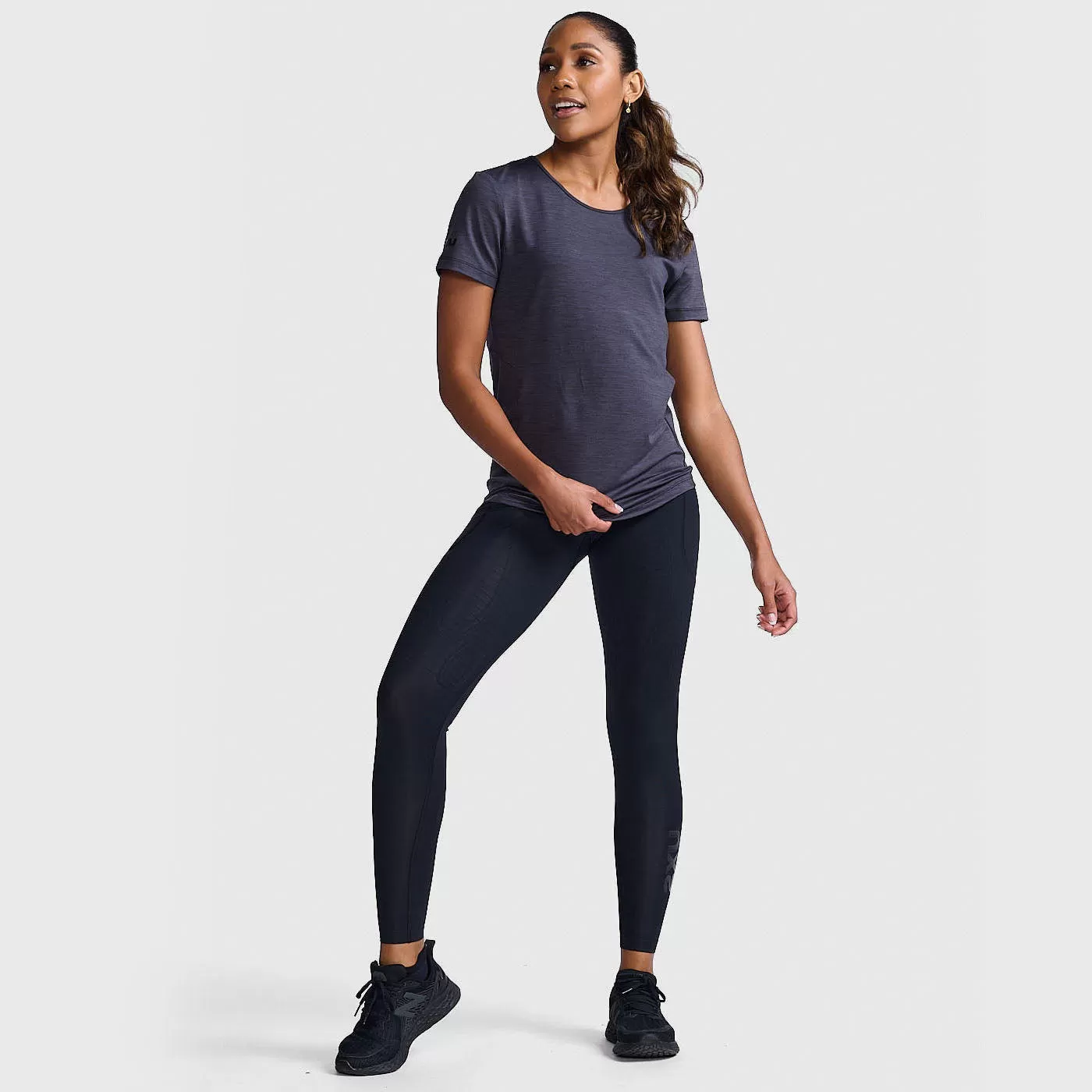 2XU - Women's Motion Tee - India Ink/Black