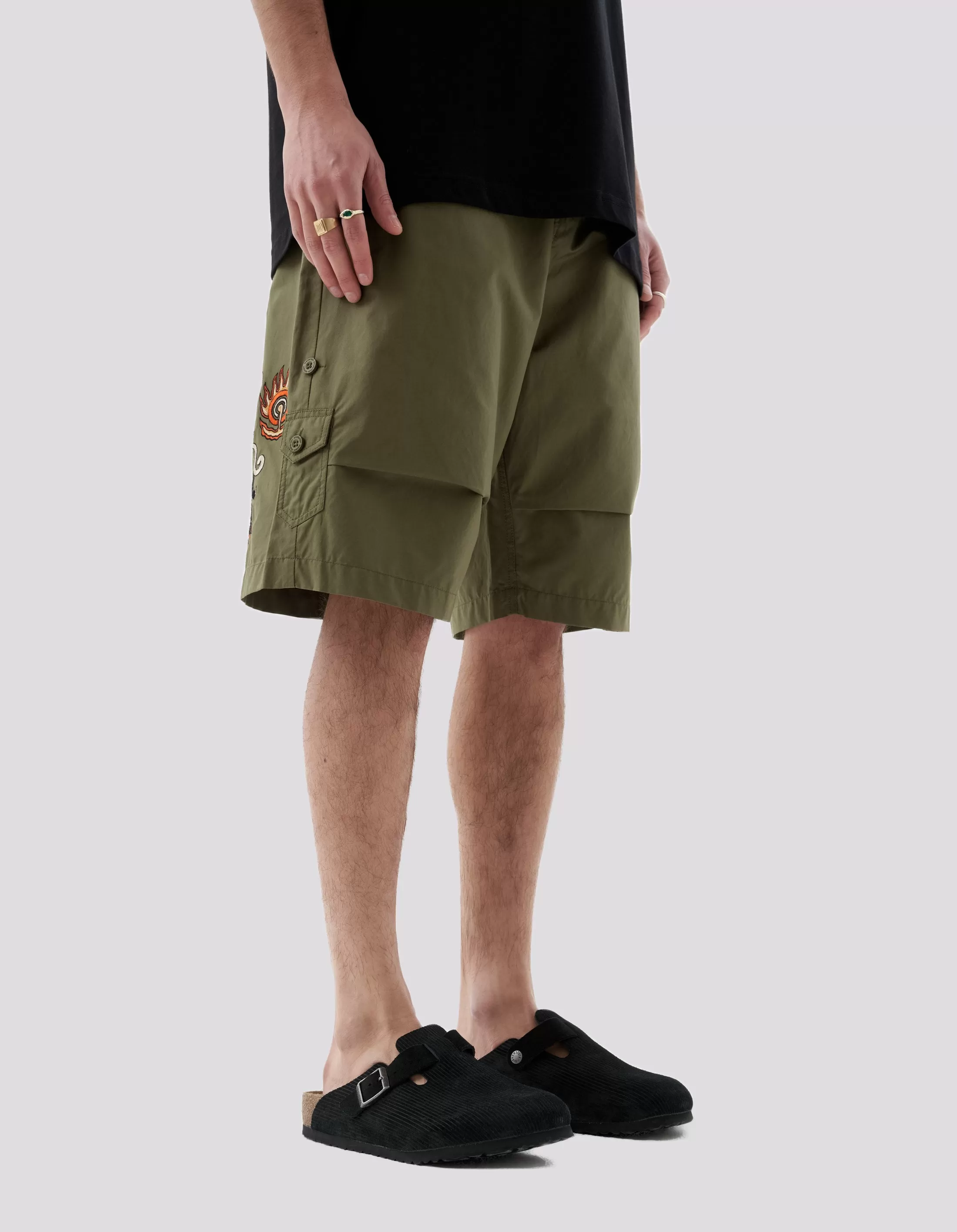 5070 Original Dragon Loose Snoshorts Olive