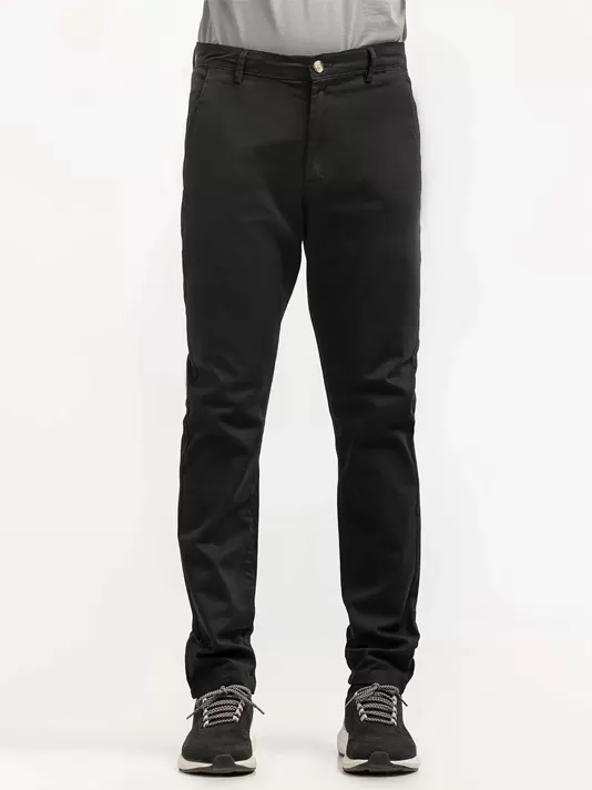 Basic Black Chino