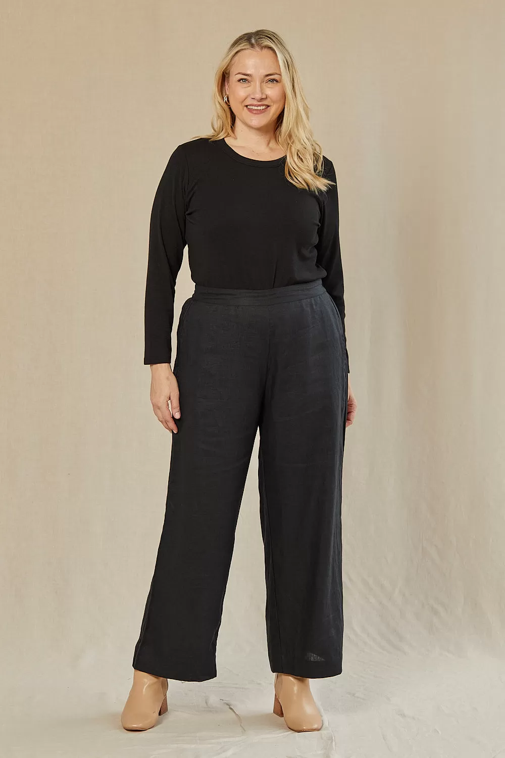 Camille Linen Wide Leg Pant in Black