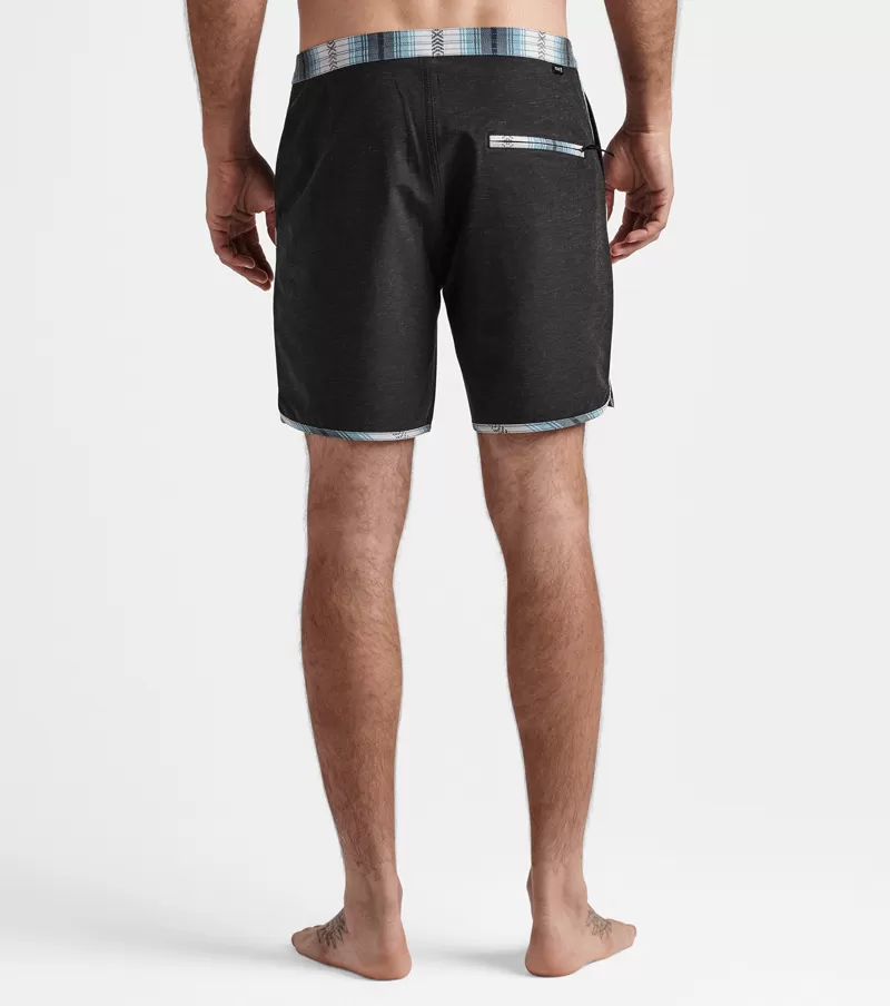 Chiller Raya Boardshorts 17"