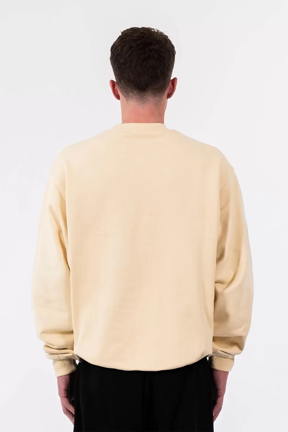 CREME CREWNECK