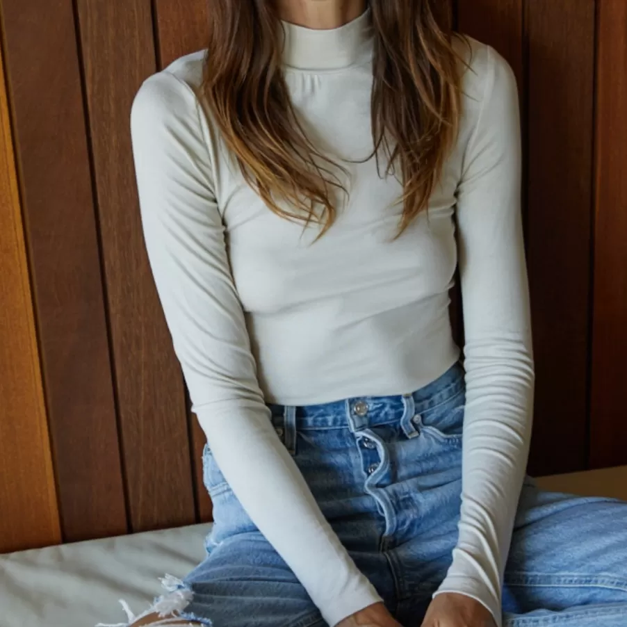 Everyday Charm Turtleneck Top