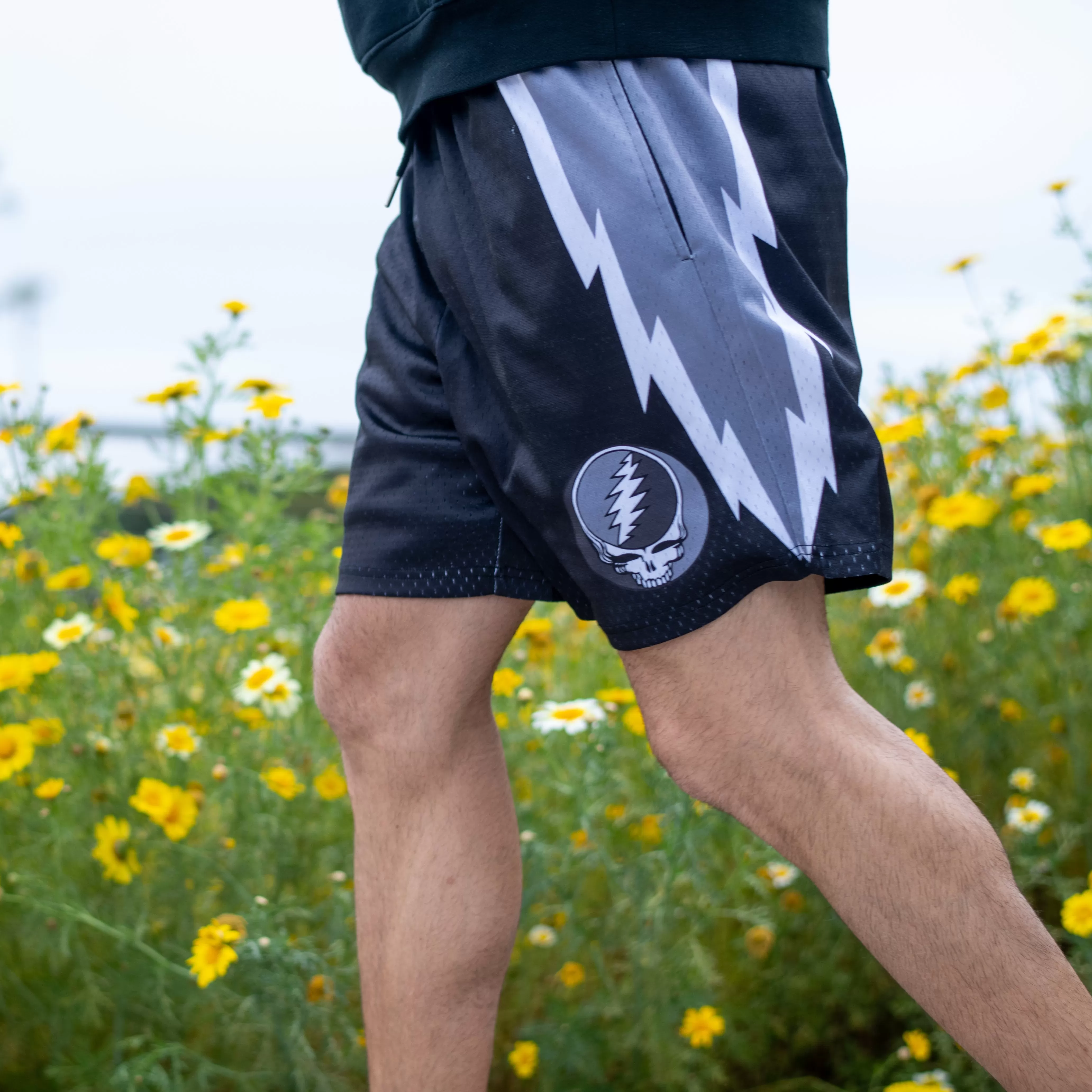 Grateful Dead | Mesh Shorts | Black & White Steal Your Face