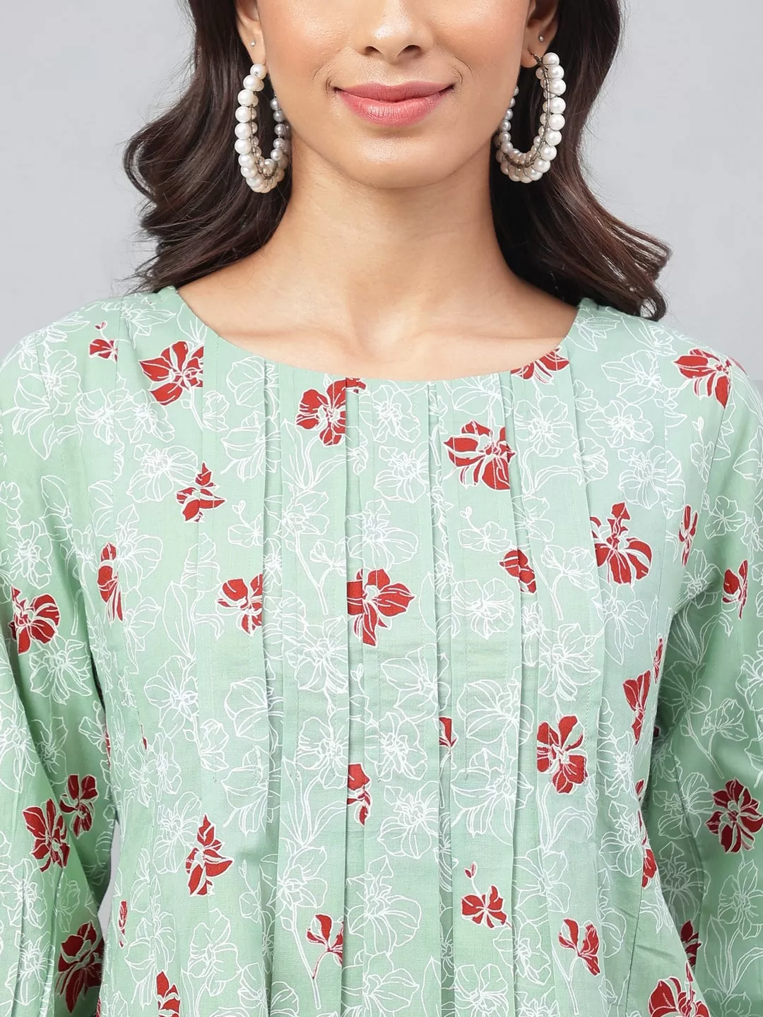 Green Cotton Floral Printed Kurta with Pant