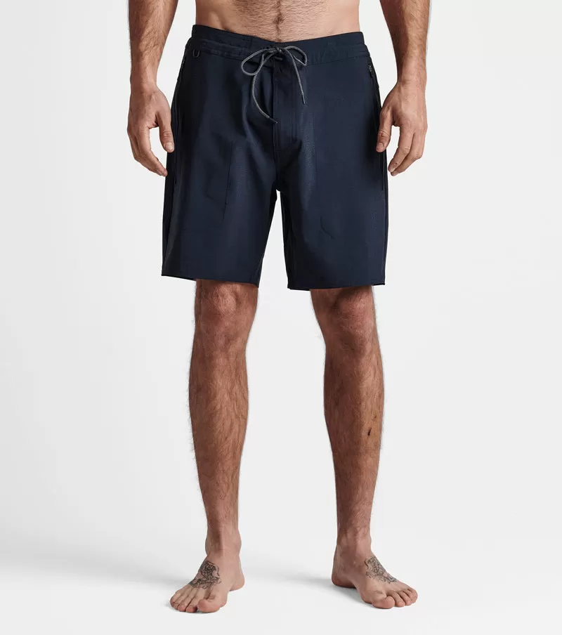 Layover Trail 3.0 18'' Hybrid Travel Shorts Packable