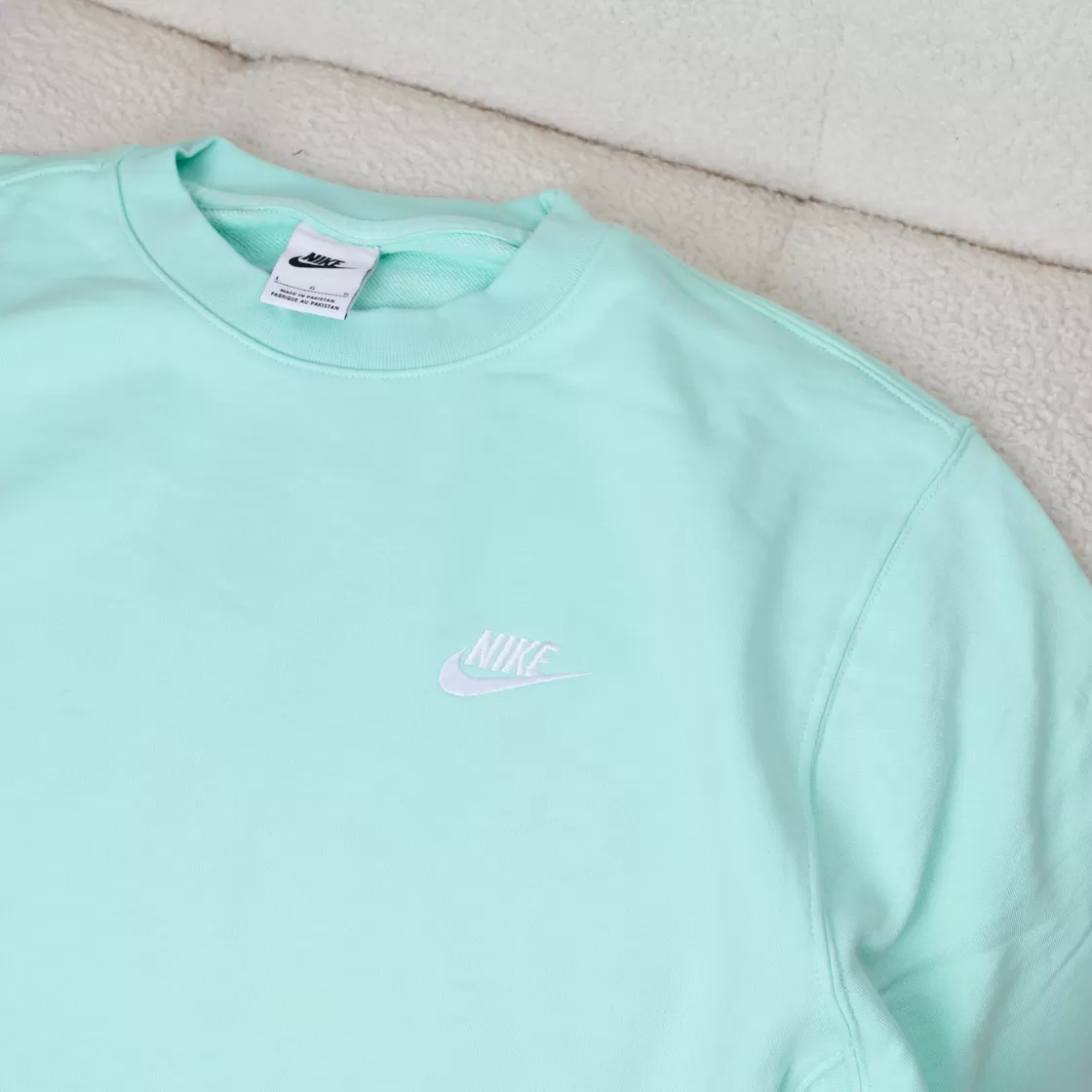 Nike NSW Club French Terry Crew Sweatshirt [BV2667]