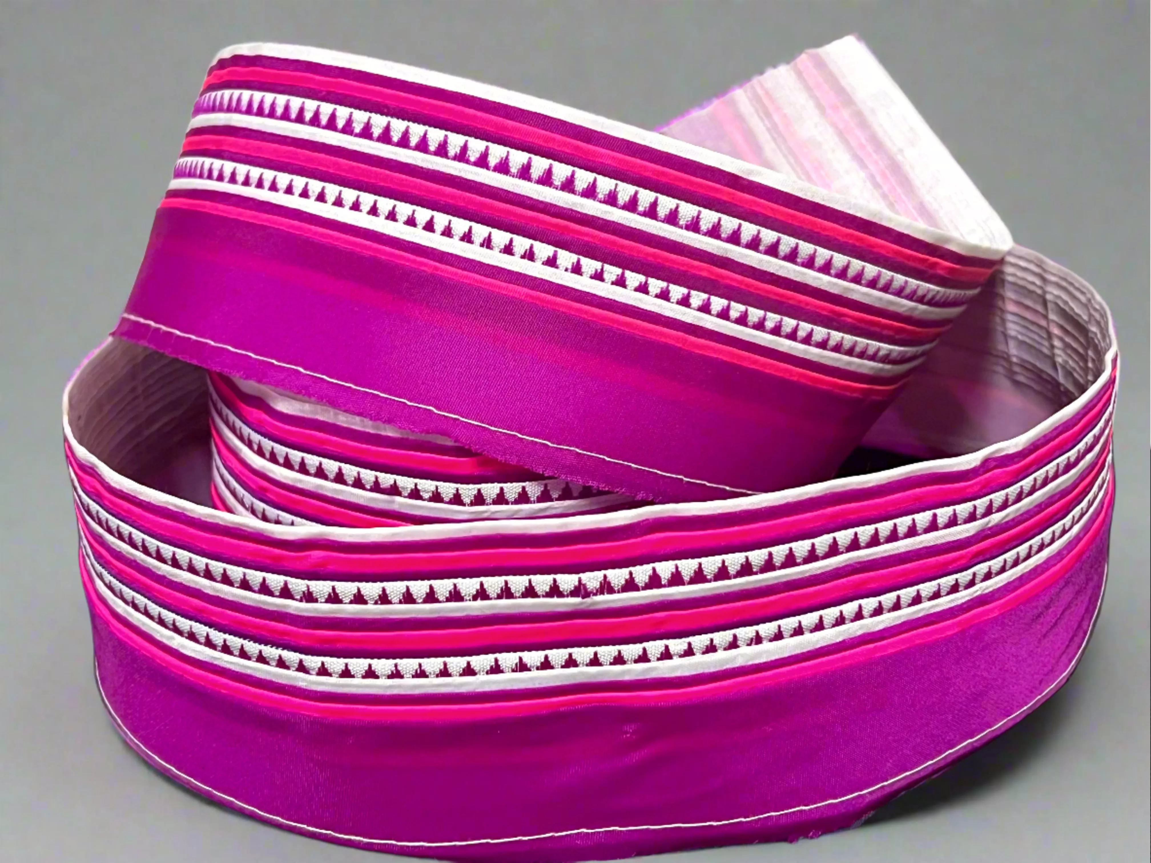 Pajntaub Trim Magenta Purple