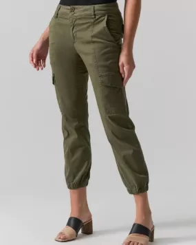 Rebel Pant in Hiker Green