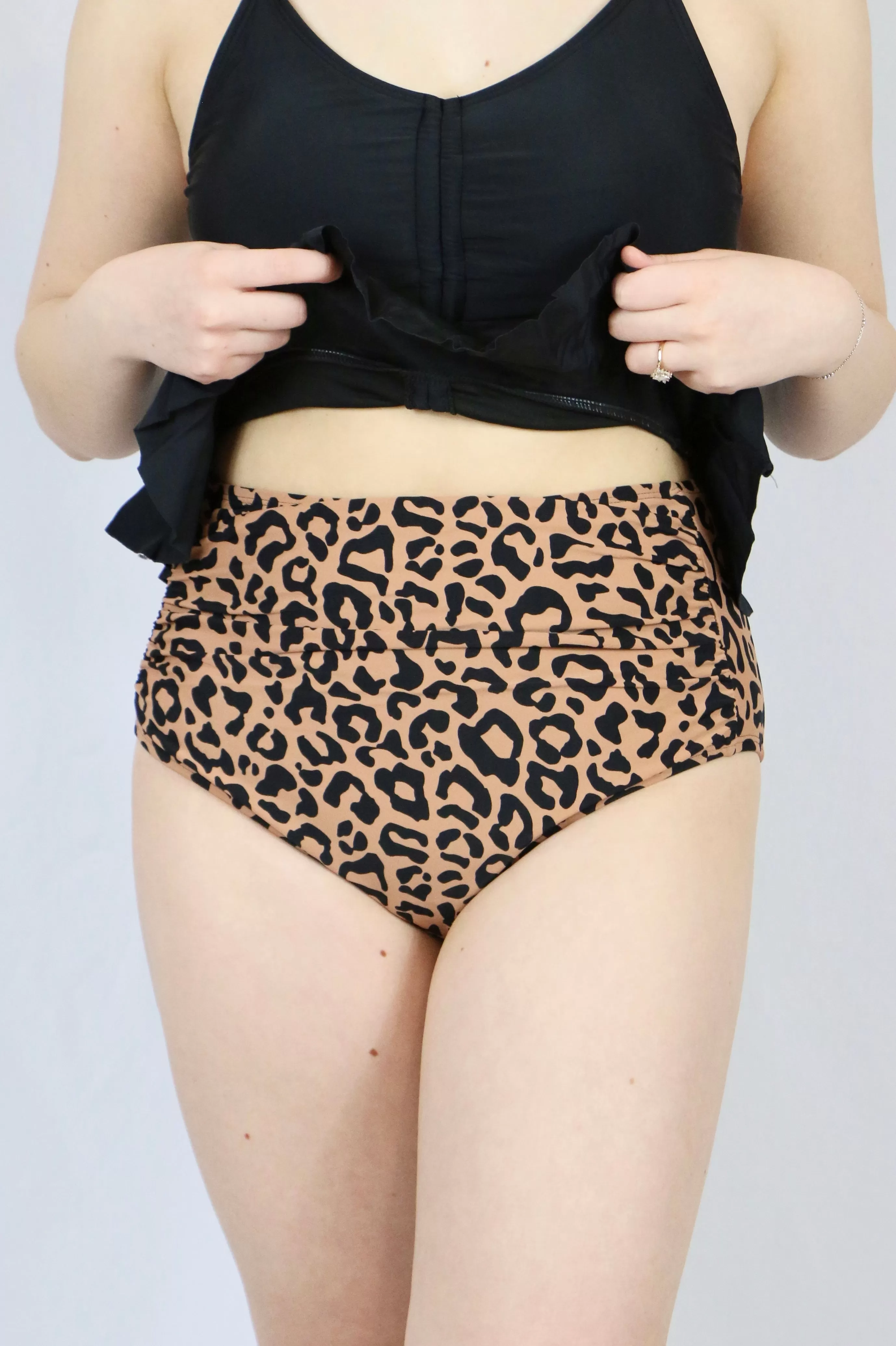 *RESTOCK* Sun Baked Bottom - Leopard