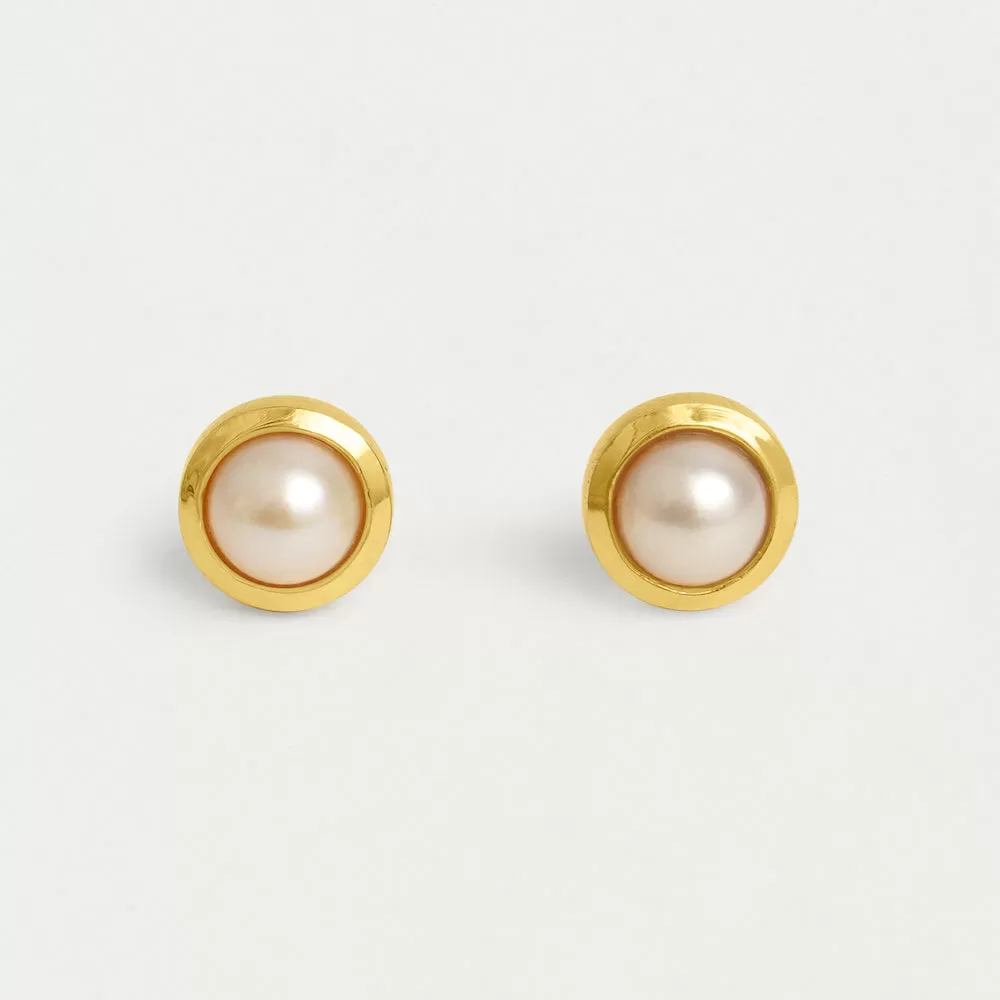 Signature Small Knockout Studs