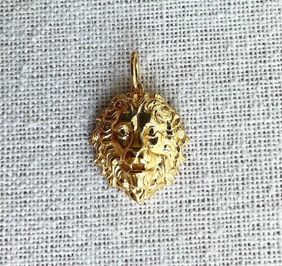 Thireos Large Charm Pendant, Gold